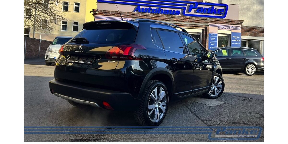 Peugeot 2008 1.2 PureTech Allure*Carplay*Leder*Tempo* 100.000 km 7.480 &euro; Berlin 13187