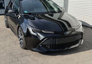 Toyota Corolla 59.700 km 21.490 &euro; Berlin 13051