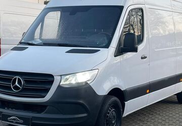 Mercedes-Benz Sprinter 172.000 km 17.999 &euro; Berlin 13088