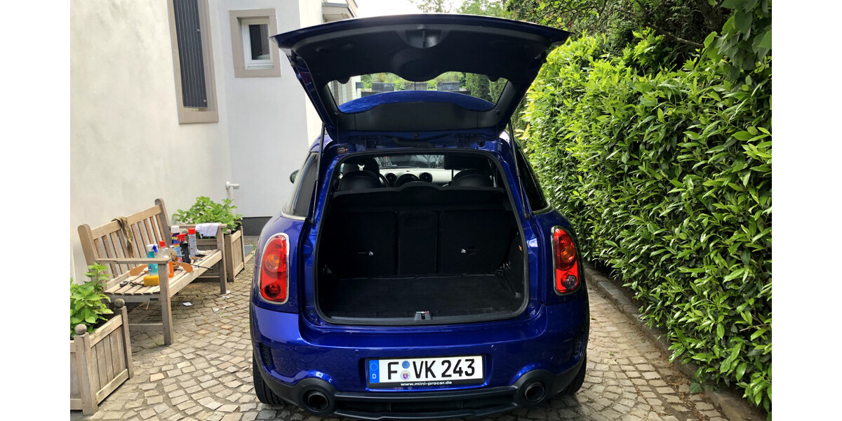 Mini Countryman 104.000 km 15.250 &euro; Berlin 10178