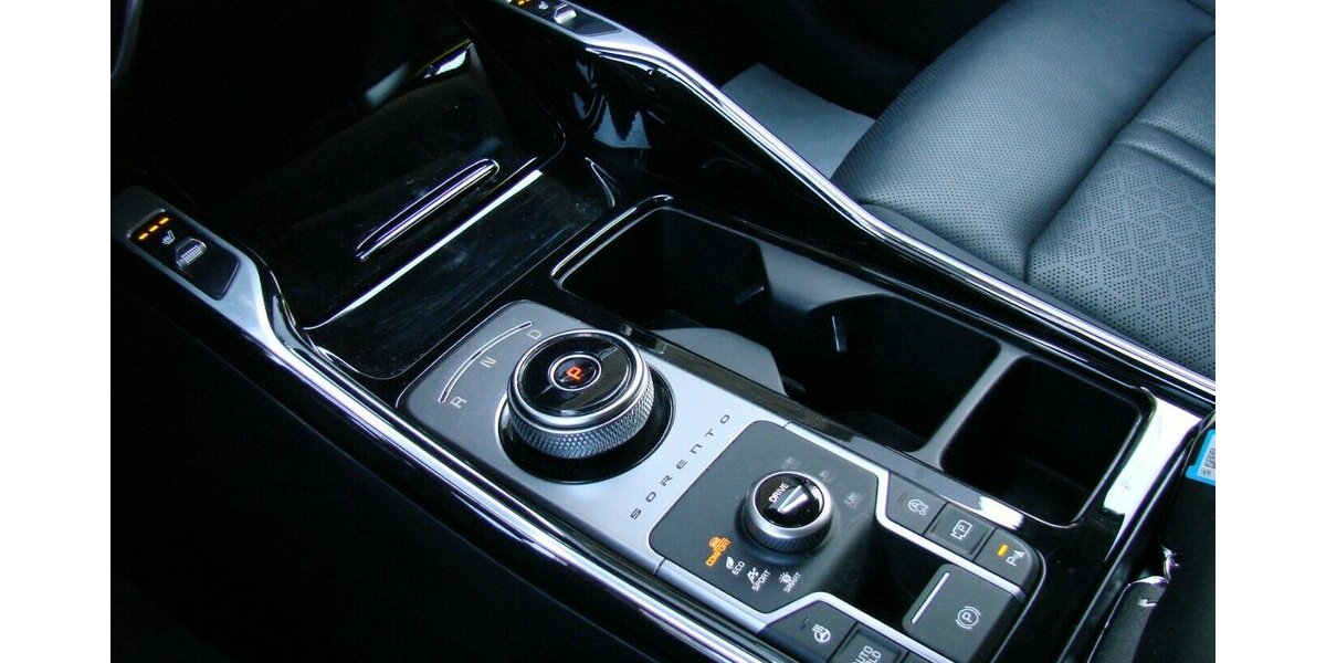 Kia Sorento 2.2CRDi Spirit 4WD 39.147 km 38.980 &euro; Falkensee 14612