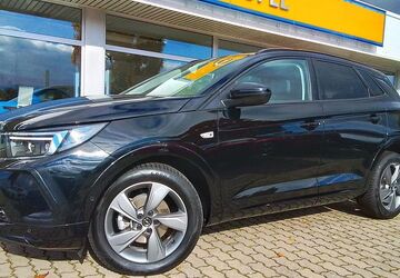 Opel Grandland (X) 15.704 km 23.480 &euro; Potsdam 14480