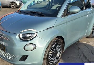 Fiat 500e 44.406 km 14.490 &euro; Berlin 10369