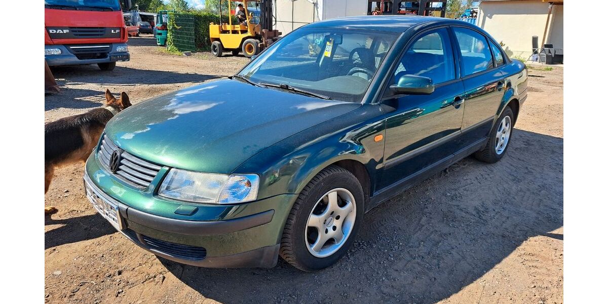 VW Passat 146.000 km 1.890 &euro; Berlin 13585