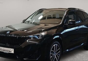 BMW iX1 13.855 km 42.400 &euro; Berlin 14057