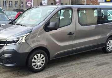 Renault Trafic 88.900 km 23.890 &euro; Berlin 13581