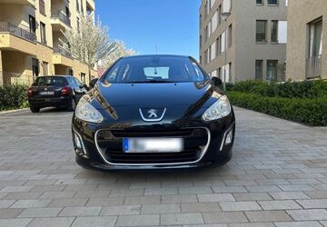 Peugeot 308 214.000 km 5.000 &euro; Berlin 13347