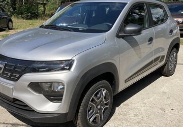 Dacia Spring 15.000 km 9.499 &euro; Berlin 12557