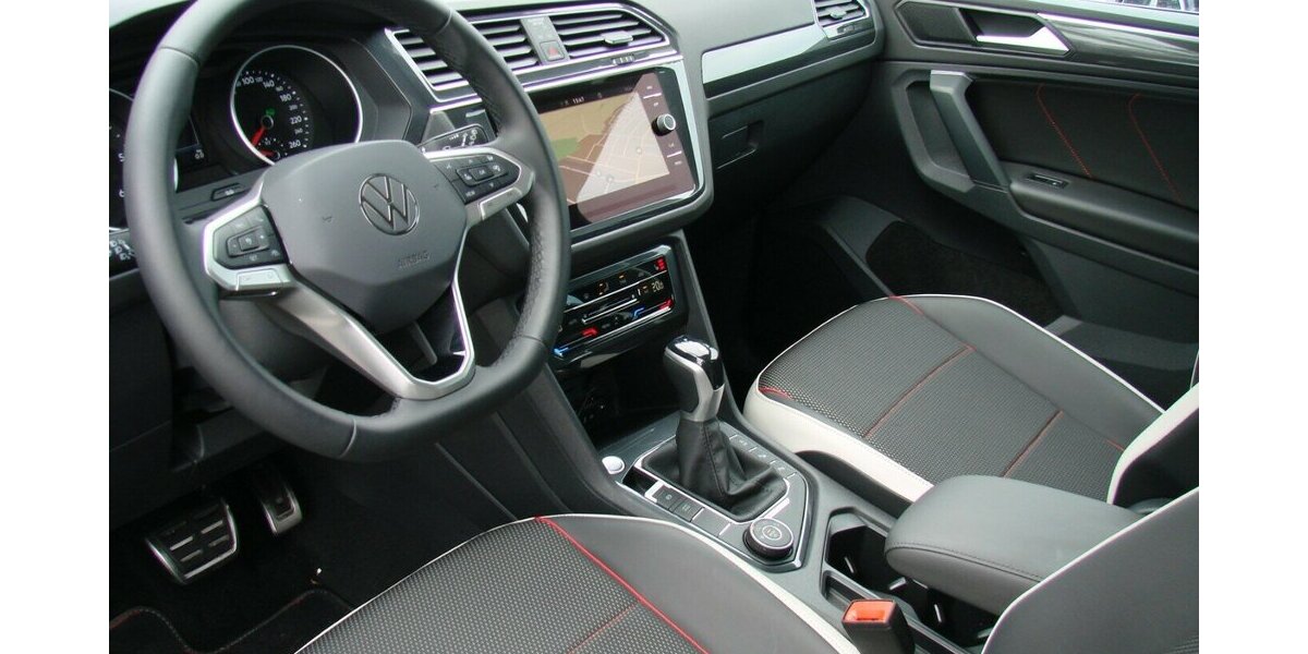 VW Tiguan 2.0TDI Urban Sport 4x4 ACC Navi LED 1.501 km 34.980 &euro; Falkensee 14612