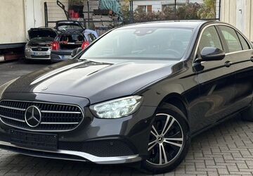 Mercedes-Benz E 220 174.000 km 27.999 &euro; Berlin 12057