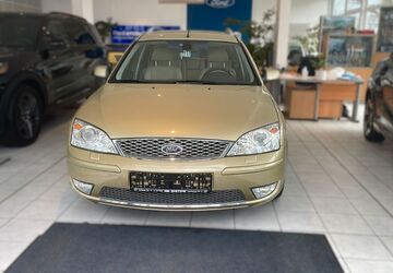 Ford Mondeo 45.711 km 9.490 &euro; Berlin 13509