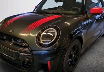 Mini John Cooper Works Cabrio 2.026 km 44.224 &euro; Berlin 12683