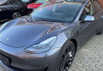 Tesla Model 3 55.000 km 31.444 &euro; Berlin 13599