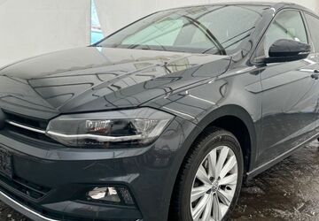 VW Polo 95.000 km 16.490 &euro; Hoppegarten Hönow 15366