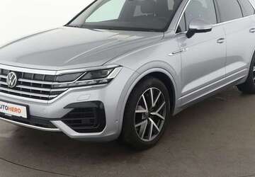VW Touareg 79.322 km 43.960 &euro; Berlin 14059