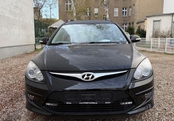 Hyundai i30 72.589 km 5.990 &euro; Berlin 10625
