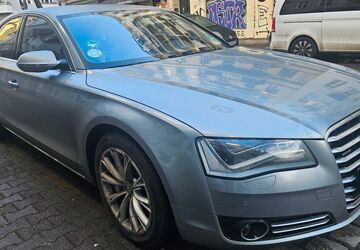 Audi A8 182.000 km 18.500 &euro; Berlin 10969