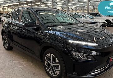 Hyundai KONA Elektro 40.101 km 15.490 &euro; Ludwigsfelde (bei Berlin) 14974