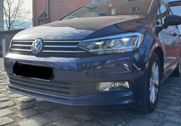 VW Touran 199.870 km 12.990 &euro; Berlin 12351