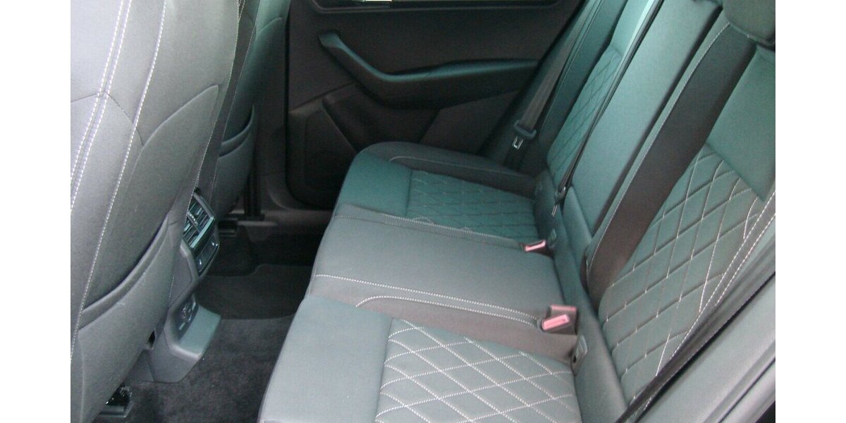 Skoda Karoq 2.0TSi 4x4 Sportline ACC SHZ AHK LED 29.623 km 30.980 &euro; Falkensee 14612
