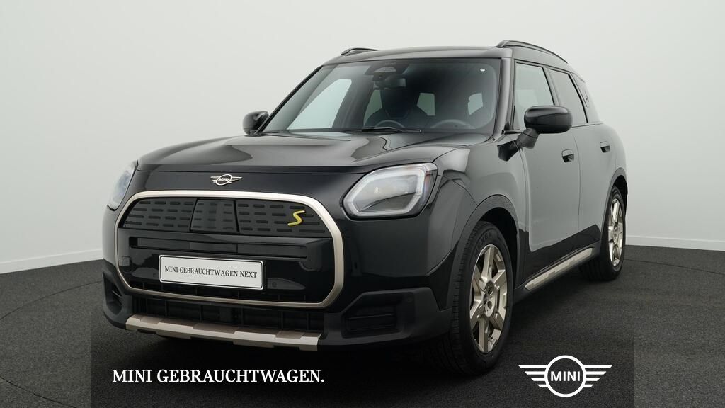 Mini Countryman SE (Cooper) 23.019 km 41.002 &euro; Berlin 14057