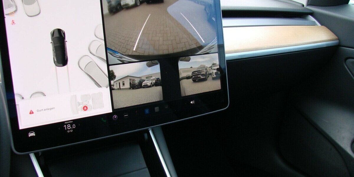 Tesla Model 3 Standard Range Plus RWD LED ACC Pano Kamer 71.978 km 23.980 &euro; Falkensee 14612