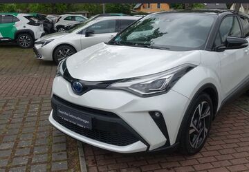 Toyota C-HR 41.924 km 22.950 &euro; Berlin 13403