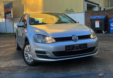 VW Golf VII BMT*Navi*Tempo*SHZ*Tel.*Touch* 120.529 km 9.990 &euro; Berlin 13187