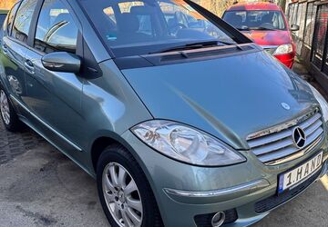 Mercedes-Benz A 160 139.592 km 3.490 &euro; Berlin 13403