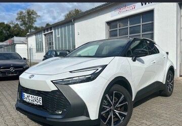 Toyota C-HR 6.886 km 44.740 &euro; Berlin 13403