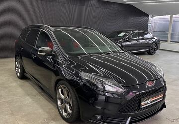 Ford Focus 130.648 km 12.950 &euro; Berlin 12357