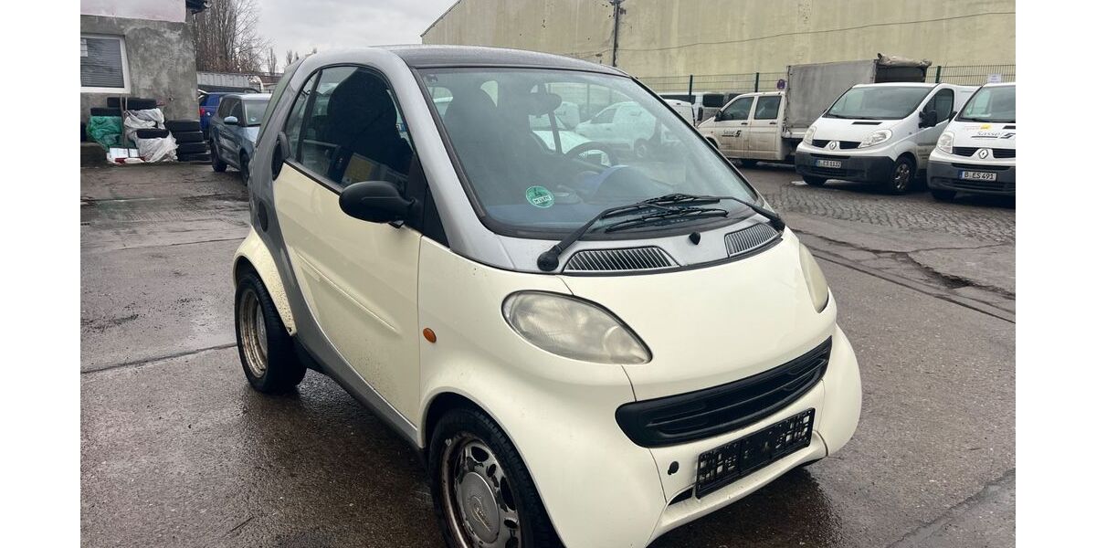 Smart ForTwo 126.298 km 2.190 &euro; Berlin-Lichtenberg 10365