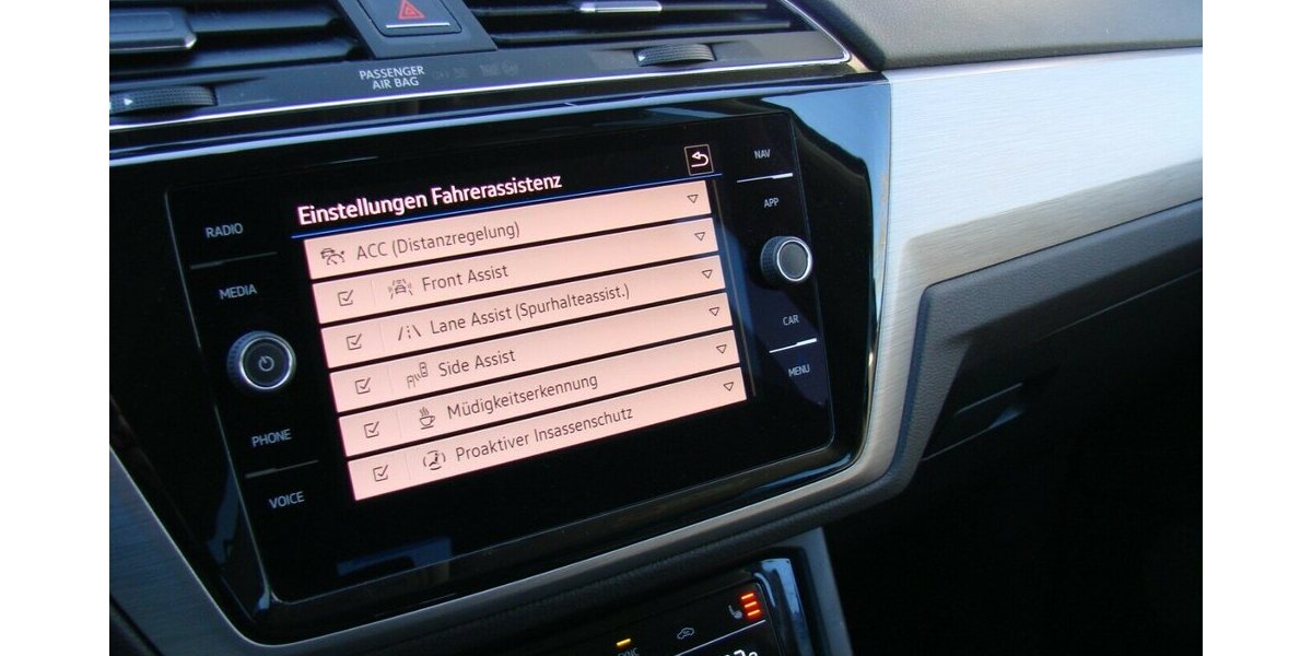 VW Touran 1.5TSI Comfortline 7-Sitzer ACC Standheizun 18.601 km 31.480 &euro; Falkensee 14612