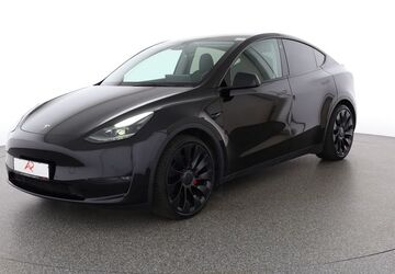 Tesla Model Y 17.309 km 41.880 &euro; Berlin 12103