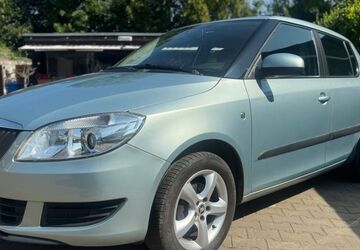 Skoda Fabia 111.200 km 5.990 &euro; Hoppegarten Hönow 15366