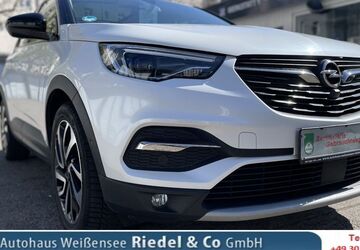 Opel Grandland (X) 182.000 km 11.990 &euro; Berlin 13088