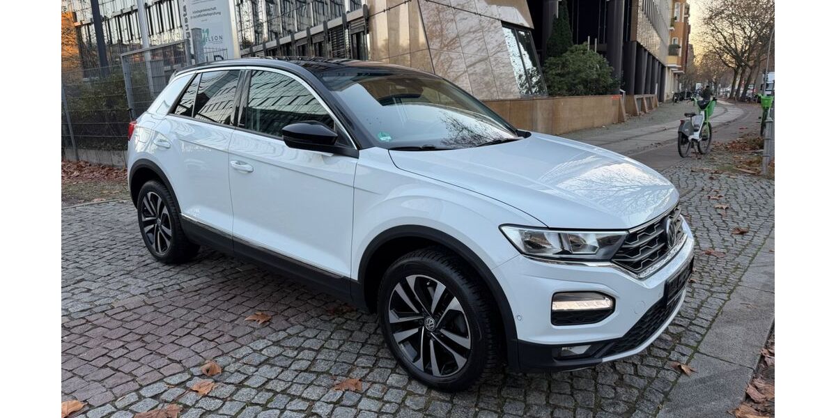 VW T-Roc 124.387 km 17.199 &euro; Berlin 10553