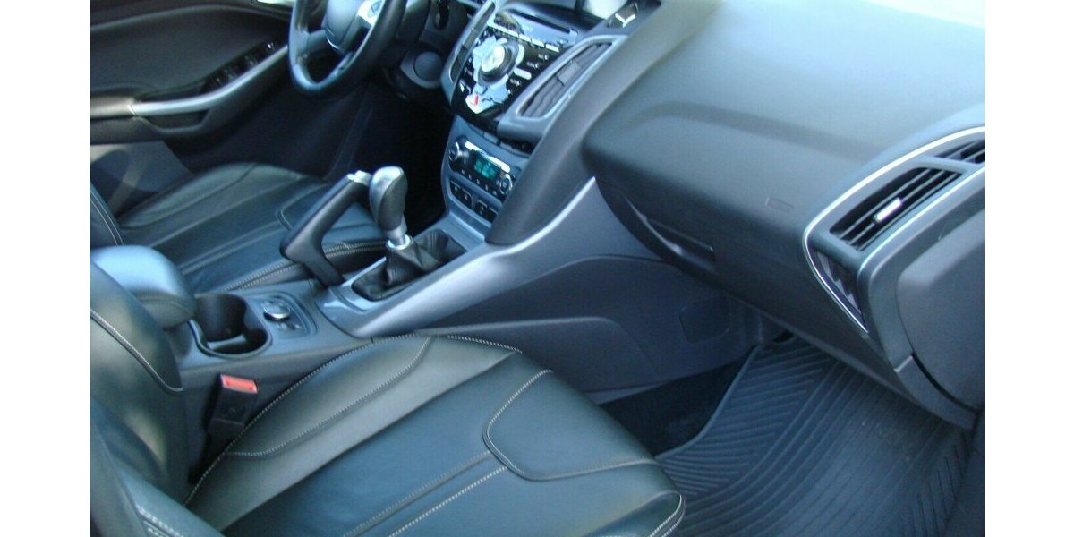 Ford Focus Turnier 1.0L EcoBoost Titanium Bi-Xenon Lede 140.121 km 3.980 &euro; Falkensee 14612