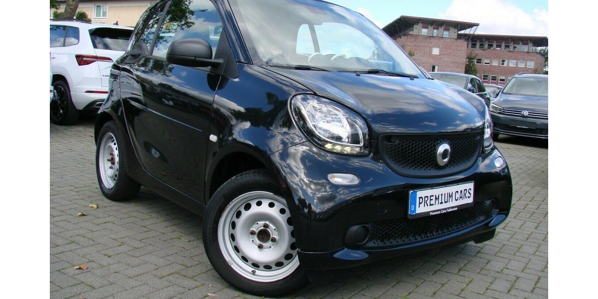 Smart ForTwo Coupé Pure Cool & Audio Tempomat 122.519 km 8.980 &euro; Falkensee 14612