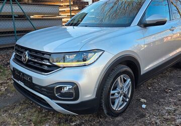 VW T-Cross 181.181 km 14.999 &euro; Mittenwalde 15749