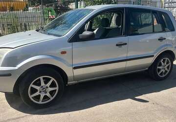 Ford Fusion 174.000 km 1.900 &euro; Berlin-Altglienicke 12524