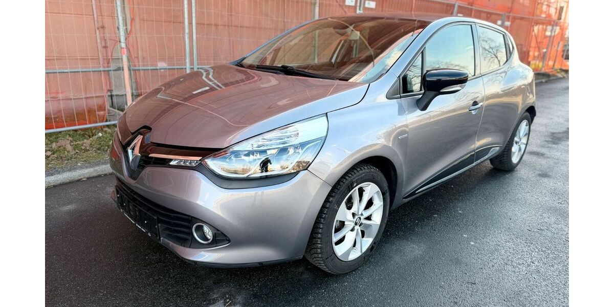 Renault Clio 114.000 km 5.999 &euro; Berlin 12057
