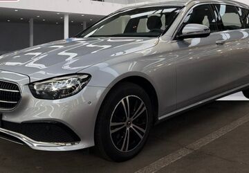 Mercedes-Benz E 220 189.200 km 23.700 &euro; Berlin 12043