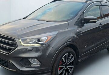 Ford Kuga 100.800 km 14.900 &euro; Blankenfelde- Mahlow 15831