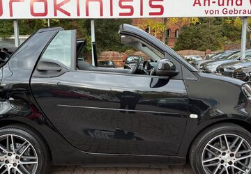 Smart ForTwo 46.000 km 29.799 &euro; Berlin 10787