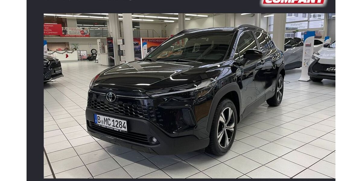 Toyota Corolla Cross 6.000 km 40.490 &euro; Berlin 13403