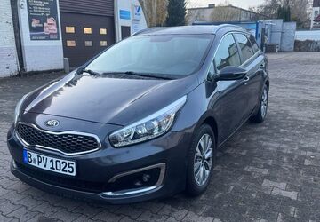Kia ceed Sportswagon 49.000 km 11.900 &euro; Berlin 12357