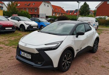 Toyota C-HR 1.970 km 37.990 &euro; Berlin 13403