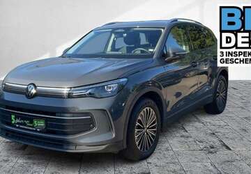 VW Tiguan 54.800 km 28.980 &euro; Berlin 12359