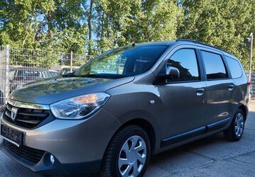 Dacia Lodgy 179.900 km 4.399 &euro; Berlin 13089